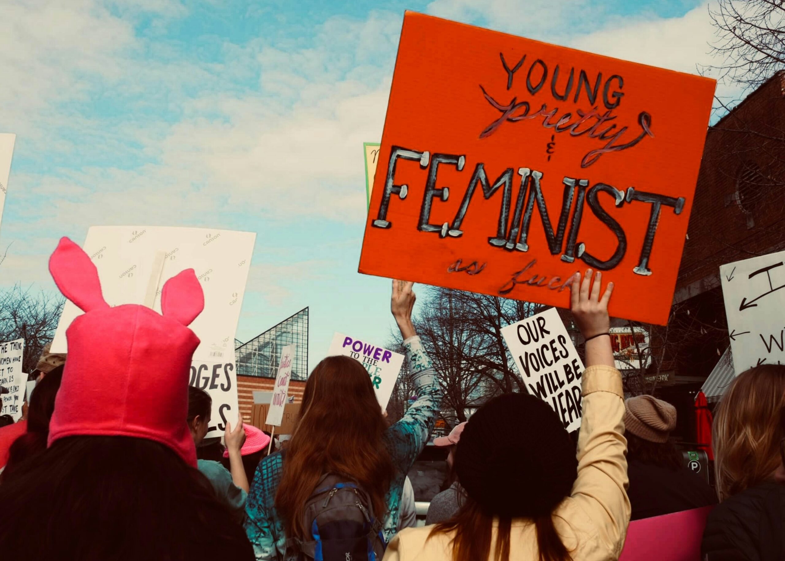 Ekofeminizmin Tarihsel Yolculuğu: Fikirden Eyleme